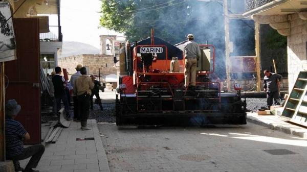 آلية ضخمة لأشغال الطرقات تودي بحياة سائقها الشاب بطريقة مآساوية