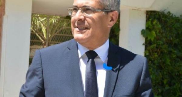 هذه هي  الاجراءات الاستعجالية التي ستقدم عليها الحكومة من أجل إصلاح اﻹدارة والوظيفة العمومية