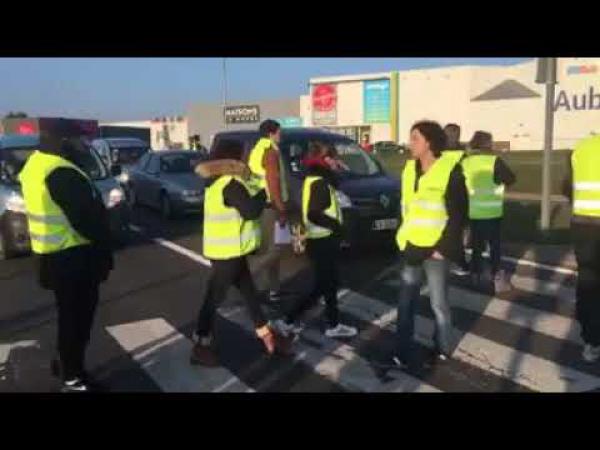 حيلة ذكية استعملها فرنسيون لشل حركة السير تفاديا للمساءلة القانونية