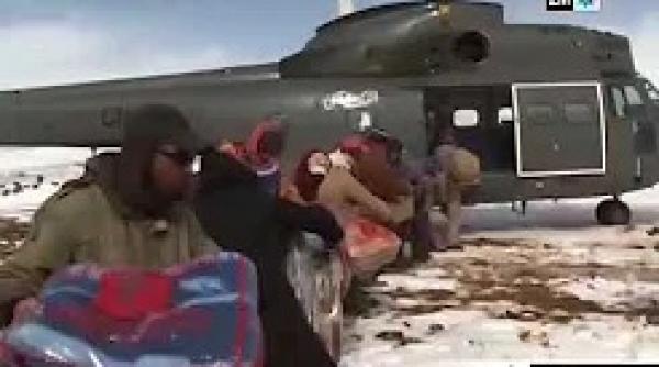 مروحيات الدرك الملكي تخفف من معاناة سكان المرتفعات مع موجة البرد