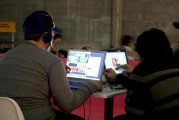 الوكالة الوطنية لتقنين المواصلات : 17 مليون مغربي مرتبط بالإنترنت