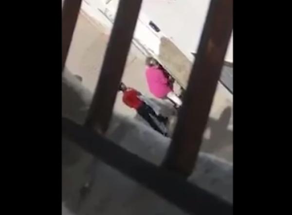 سلا: اعتقال سيدة متورطة في  سرقة "ضرير" بعد الاعتداء عليه