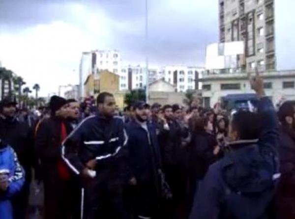 فبرايريون وسط البيضاء : في الشتوا وصمدين وعلى ثورة معولين 