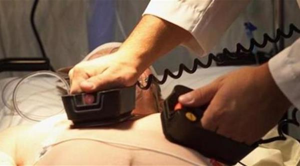 مراهق يعود للحياة بعد توقف قلبه 30 دقيقة