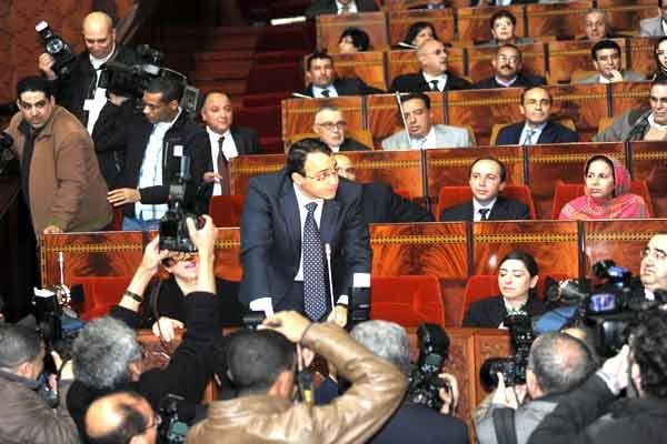 جدل وانسحابات وطعون في جلسة انتخاب رئيس مجلس النواب