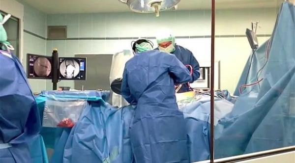 إجراء أول عملية زرع كلية بمساعدة جراح "روبوت"