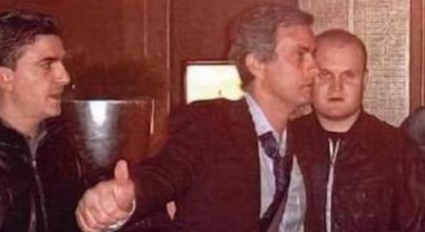 صورة مع مورينيو تنقذ زعيم مافيا إيطاليا