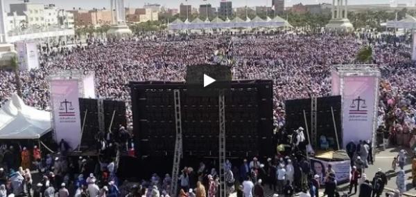 حشود جماهيرية غفيرة في تجمع خطابي لـ"نزار بركة" بالعيون