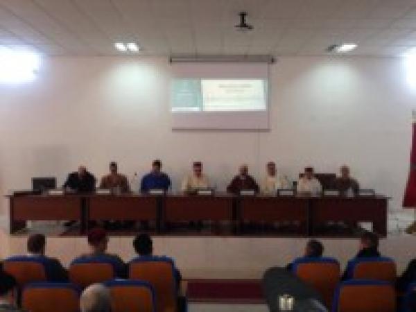 ندوة علمية بكلية أصول الدين في موضوع: "حاجة الأمة إلى الاقتداء بسيد البشرية صلى الله عليه وسلم"  بمشاركة مجموعة من الأساتذة المحاضرين