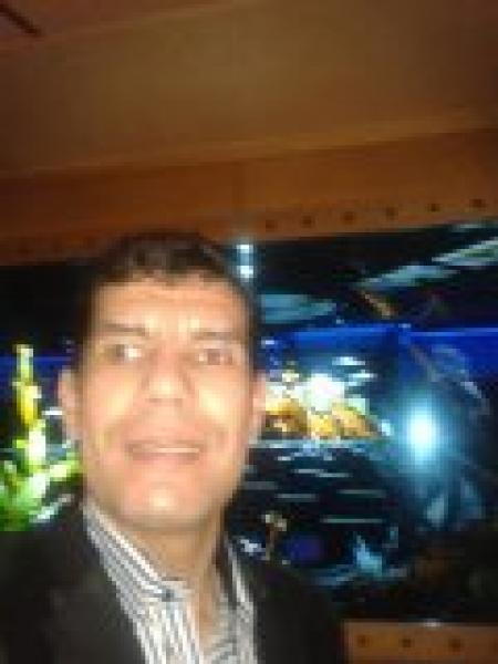 المخزن و العفاريت هم من يحكمون المغرب‏