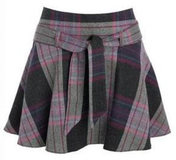 مدرسة هولندية تُحظر الفتيات من ارتداء التنانير القصيرة