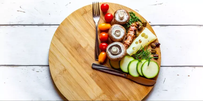 دراسة تكشف: الصيام المتقطع يخفض الوزن والدهون لكنه لا يمنع خسارة العضلات