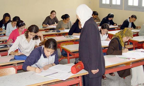 إحالة أستاذ على مصالح الأمن بعد أن ولج فضاء مركز الامتحان في "حالة غير عادية"