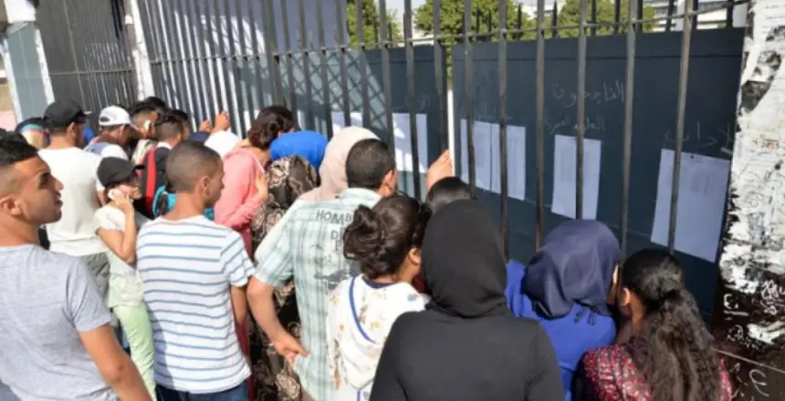 تلميذة من الرحامنة تحصل على 19.53 وتتصدر لوائح الباكالوريا بجهة مراكش