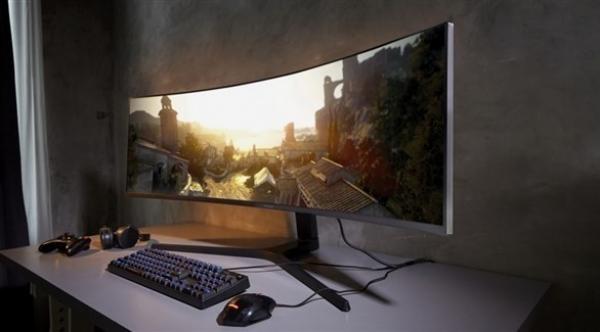 سامسونغ تقدم أول شاشة ألعاب 49 بوصة بتقنية 5K