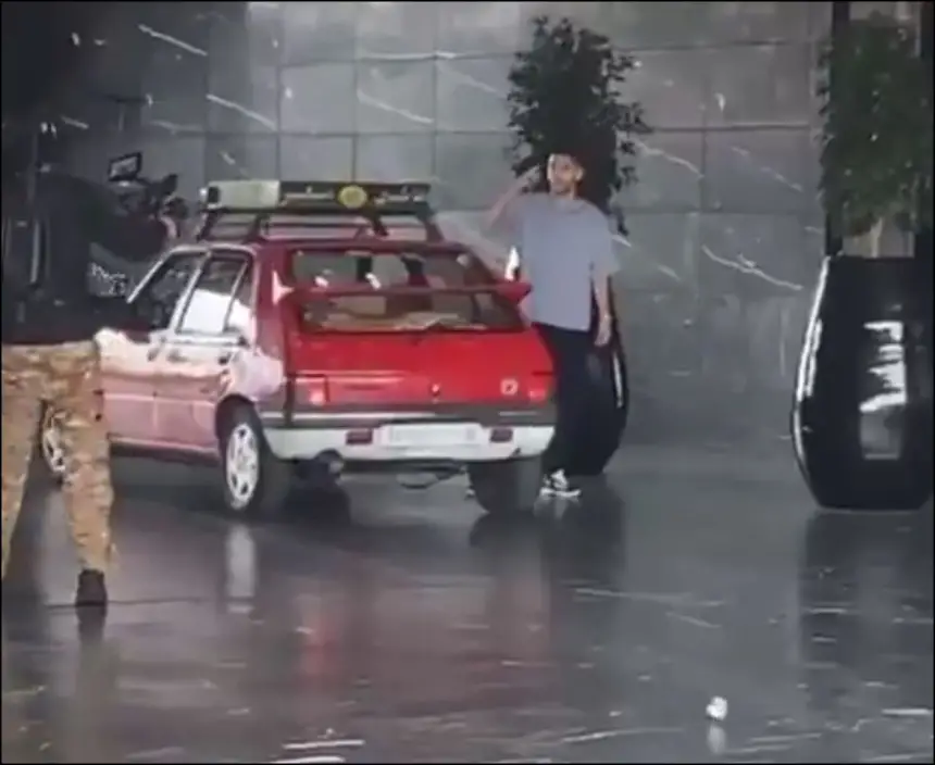 ظهور زياش مع "تاكسي أحمر" تقديمه الرسمي من طرف الوداد..ما القصة؟