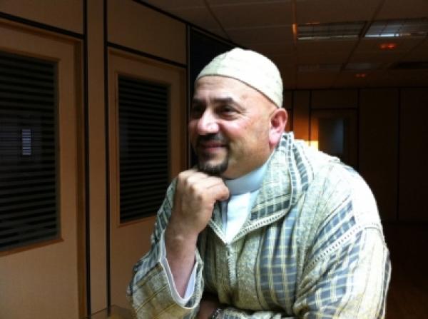 الفنان السوري أبو راتب يتحف الجماهير بالرباط 