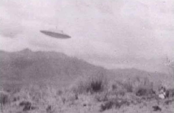 وكالة الاستخبارات الأميركية تكشف سر الأجسام الفضائية الطائرة بالخمسينات