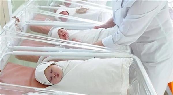 امرأة تخطف رضيعاً من مستشفى بعد تنكرها بزي طبيبة