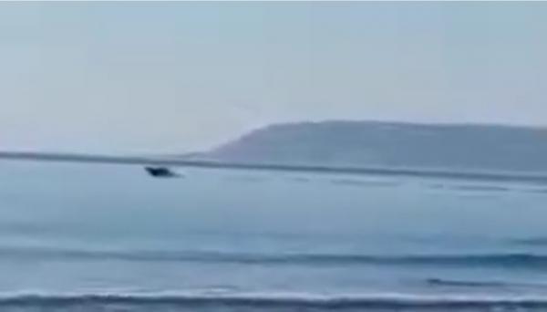 الملك على متن يخت بشواطئ أكادير