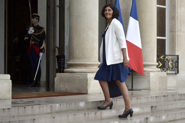 هولاند يعين مغربية على رأس وزارة الشغل الفرنسية