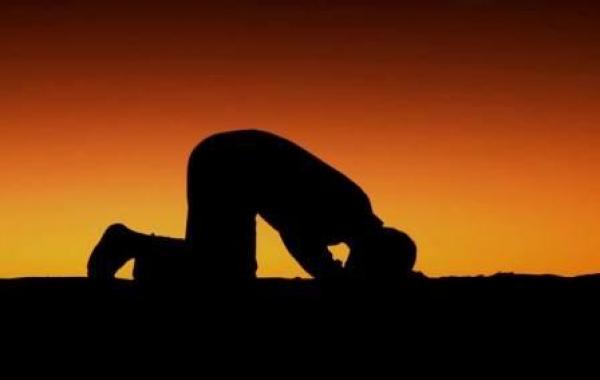 تعرف على أسباب وعلاج السرحان فى الصلاة وكيف تجعل تركيزك حاضرا