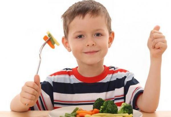 كيف يأكل طفلك بطريقة صحية؟