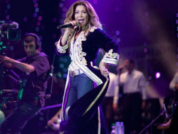 مشاركة العرب في المهرجانات المغربية تثير مخاوف تهميش الفنانين المحليين