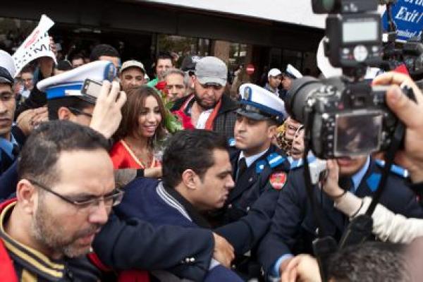 دنيا باطمة : البطلة القومية