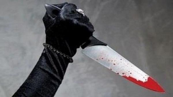 تقتل أستاذة ابنها  أمام زملائه في الصف