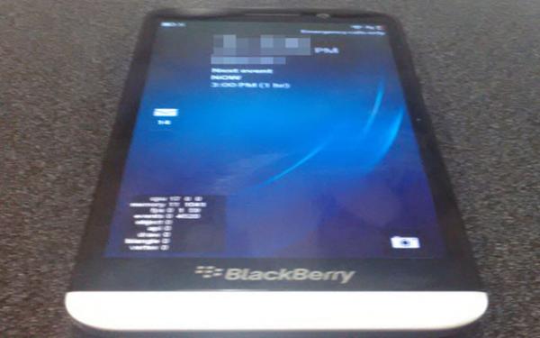 تسريب صور لهاتف BlackBerry A10 الجديد