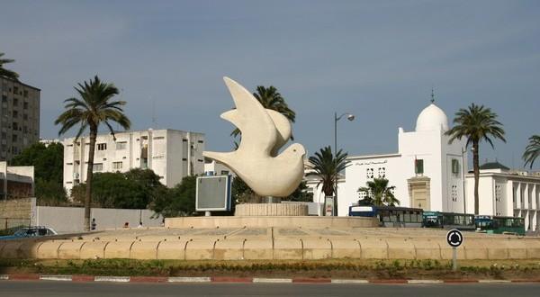 حقوقيون: أشخاص يتواطؤون للنصب على مستثمر مغربي في فندق كلفه مليارين...