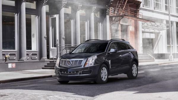 كاديلاك SRX 2016 تجمع الأداء الرياضي بالتصميم الأنيق