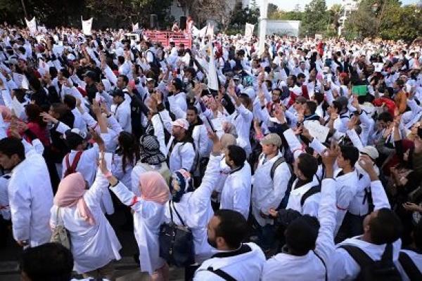 الأساتذة المتدربون يعودون للميدان ويحتجون بهذا التاريخ