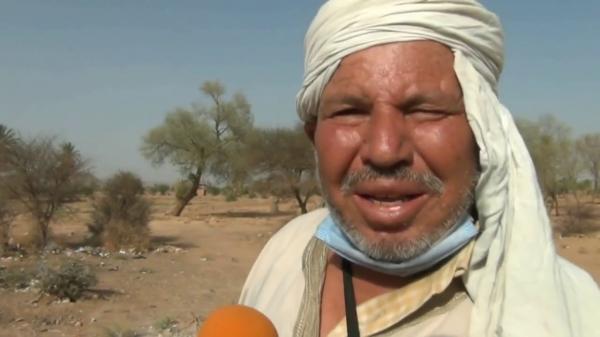 بعد إلغائه بسبب كورونا .. مواطن مغربي يتبرع بمال الحج لمبادرة تستحق كل التشجيع (فيديو)