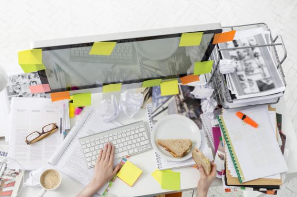 10 أشياء إذا وجدت في بيتك فلن تهنأ بالراحة..