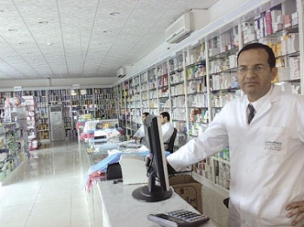 والي البيضاء يطالب باحترام التوقيت القانوني لافتتاح وإغلاق الصيدليات