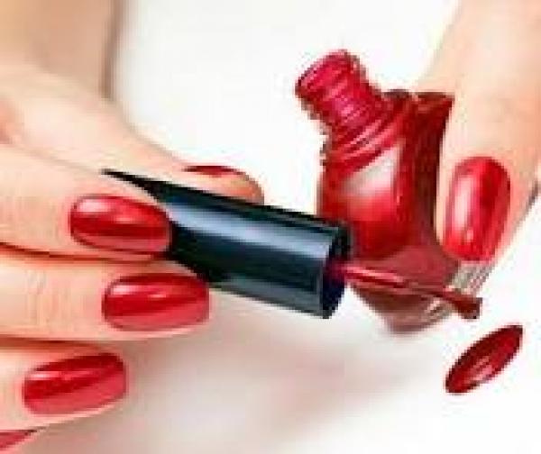 أظافرك تعكس شخصيتكِ وتكمل أناقتكِ 