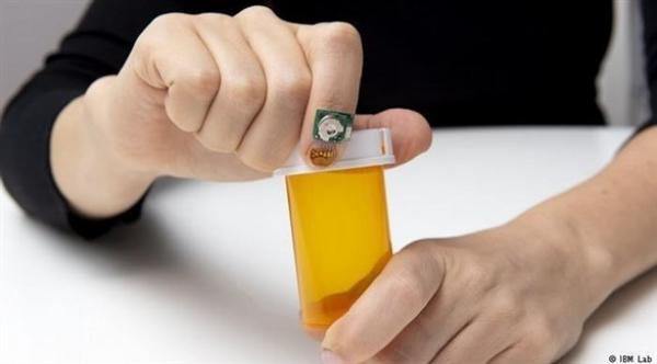 وحدات استشعار على الأظافر