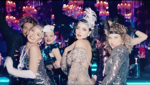 بعد "التمثيل": مليحة العرب "فاتي جمالي" تقتحم عالم "الغناء" بعمل  تضمن مشاهد "جريئة" (فيديو)