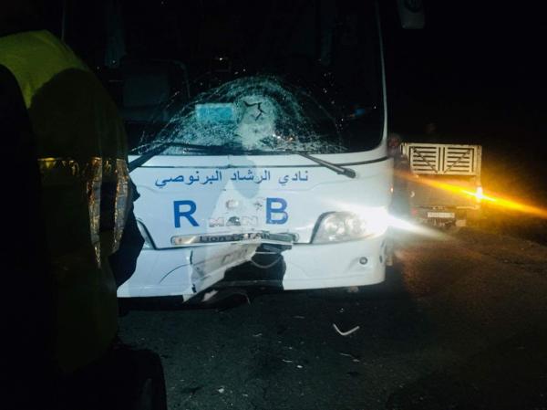 عاجل... حادثة سير خطيرة لحافلة نادي الرشاد البرنوصي خلال عودة الفريق من مقابلة قصبة تادلة وهذا ماوقع