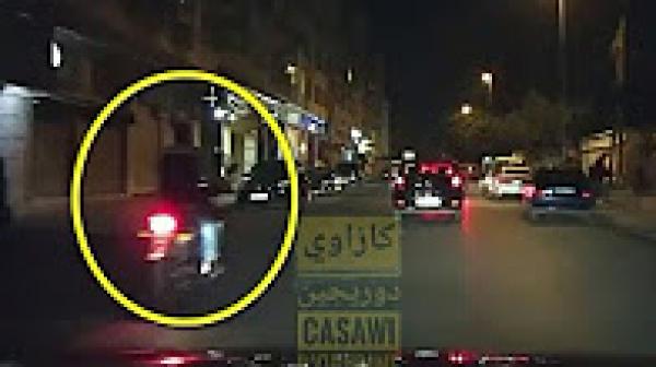 شوفو مول المطور كيفاش كان بغا يطيح الباطل على مول الطومبيل لولا تدخل الشهود