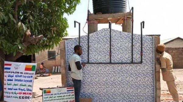 في مبادرة إنسانية رائعة...تشييد بئر بقرية إفريقية فقيرة يحمل اسم "ريان"