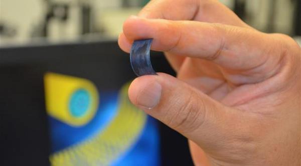 بطارية تُشحن في ثوان وتعمل لأكثر من أسبوع