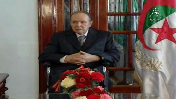 بوتفليقة يعود ويقرر بناء مستشفى جزائري كبير