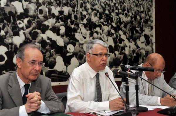 رئاسة الإستقلال بين عبد الواحد الفاسي والخليفة وغلاب ودخول محتمل لشاب في السباق  