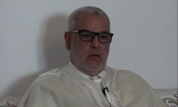 بنكيران: انتقدوا الحكومة و الأحزاب .. لكن الملك وقروه عليكم