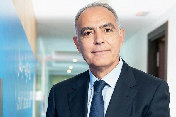   الحزن يخيم على بيت "صلاح الدين مزوار"