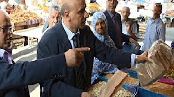 حملات مراقبة لمنع الأكياس البلاستيكية بالأسواق المغربية