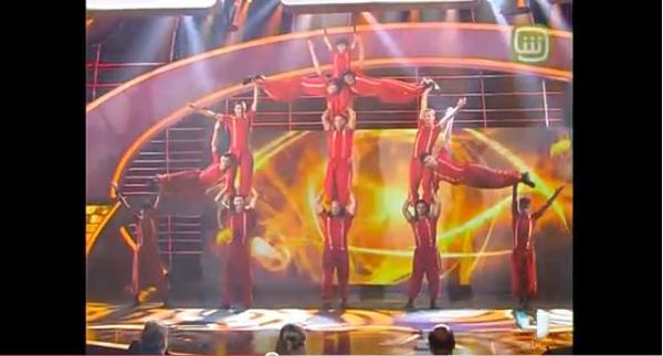 ممثلو المغرب في نهائي arabs got talent عرض رائع